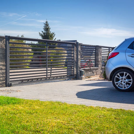 Features To Look For in a High-Quality Automatic Gate Opener